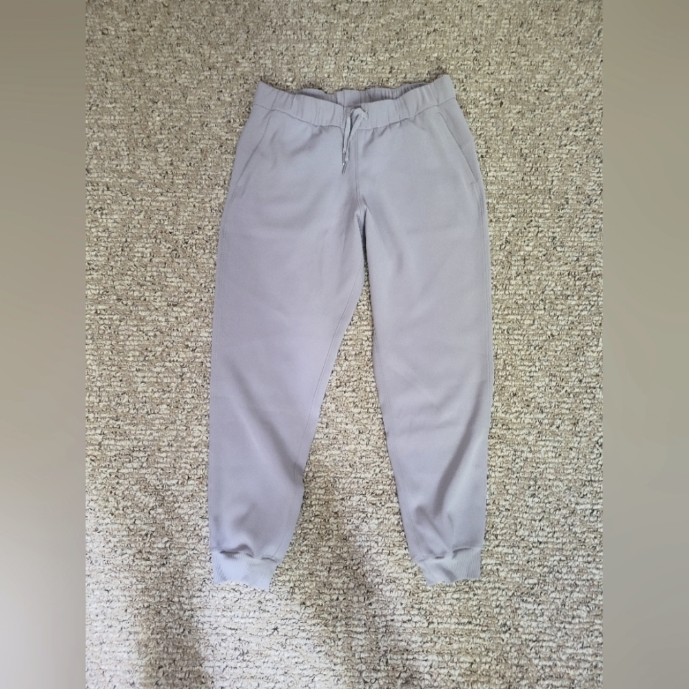 Lululemon joggers NWOT size 8
